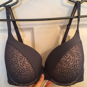 Victoria’s Secret padded lace bra